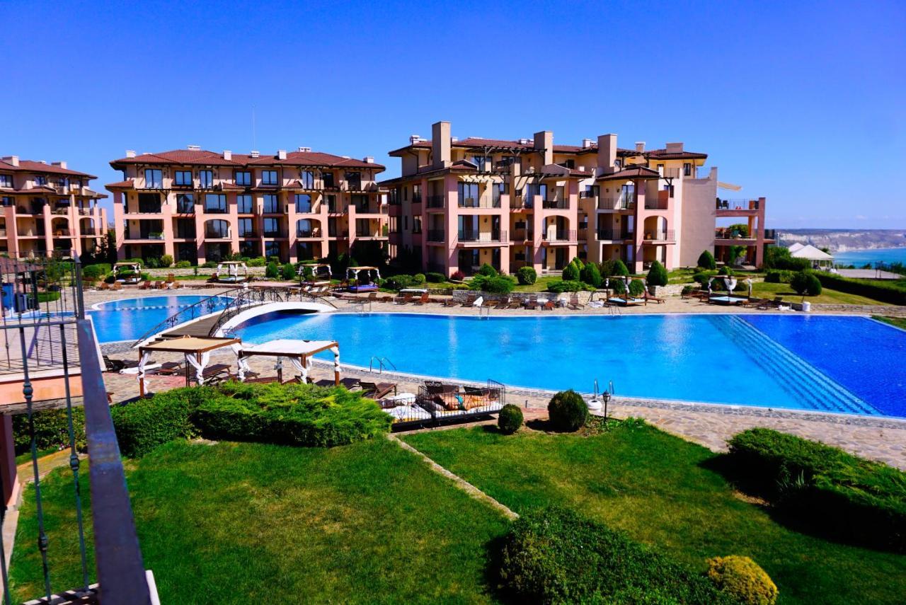 Hc Apartments Kaliakria Topola Exterior photo