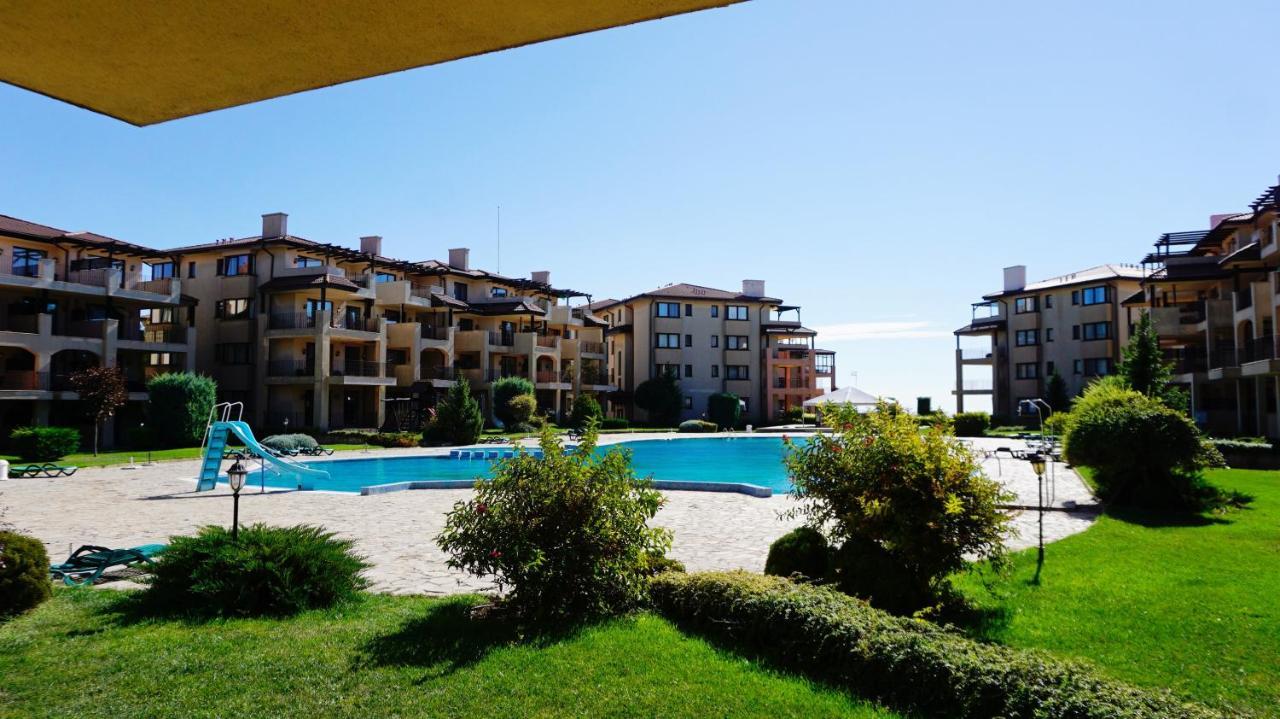 Hc Apartments Kaliakria Topola Exterior photo